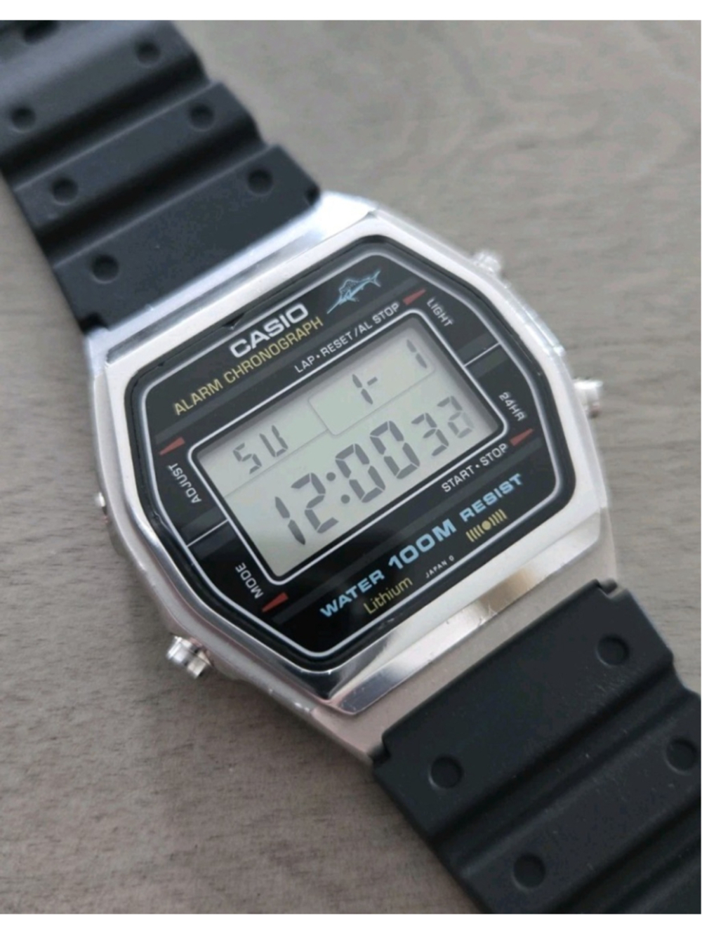 Rare Vintage Casio W-750 Men's Digital LCD Watch 1980s Excellent Condition Retro